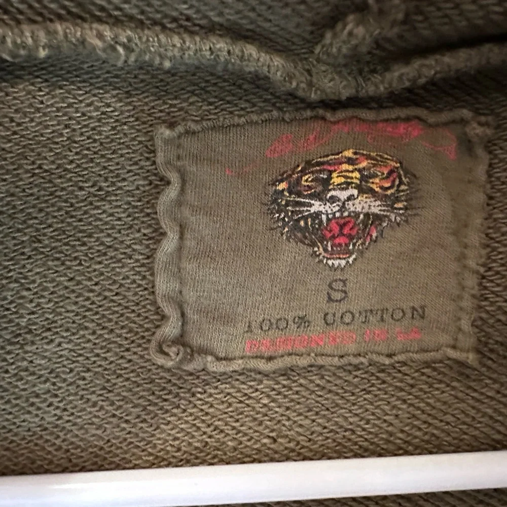 Vintage Ed Hardy Olive Green Hoodie with Black Accents - Picture 13 of 14